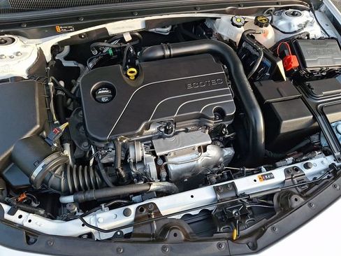 Used 2024 Chevrolet Malibu LT w/ Sport Edition image 28