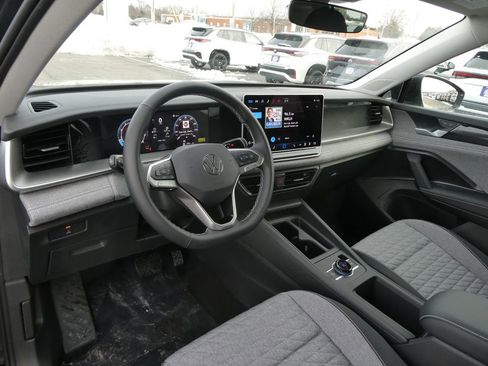 New 2026 Volkswagen Tiguan S AWD/4WD image 4