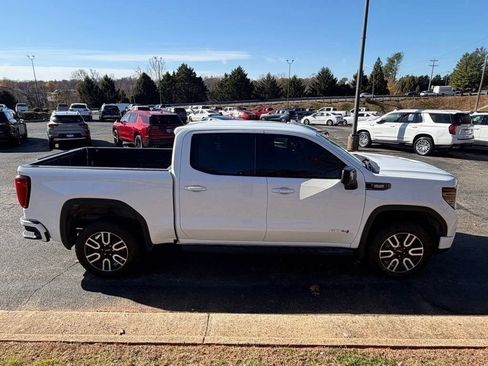Used 2023 GMC Sierra 1500 AT4 image 8