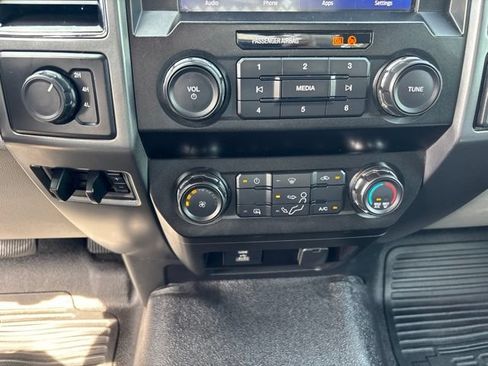 Used 2020 Ford F450 XLT AWD/4WD image 18