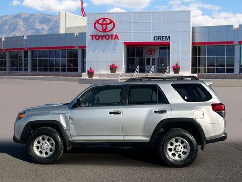 Used 2011 Toyota 4Runner Trail image 6
