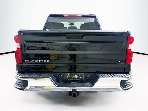 Used 2023 Chevrolet Silverado 1500 LT AWD/4WD image 7