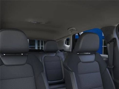 New 2026 Chevrolet Trax LT w/ Driver Confidence Package FWD image 24