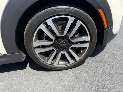 Used 2020 MINI Cooper S FWD image 4