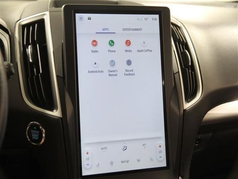 Used 2023 Ford Edge SEL image 8