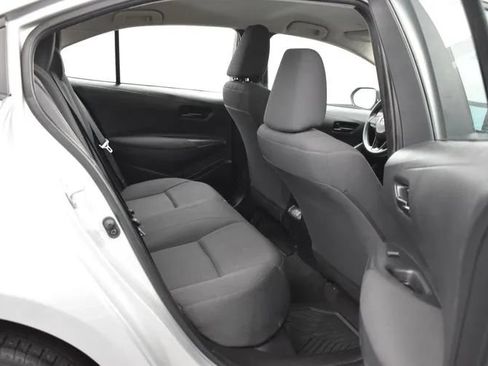 Used 2023 Toyota Corolla LE FWD image 17