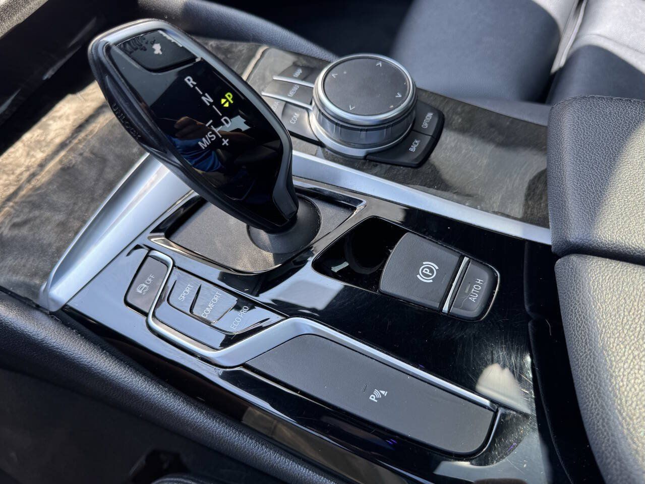Used 2020 BMW 530i RWD image 14