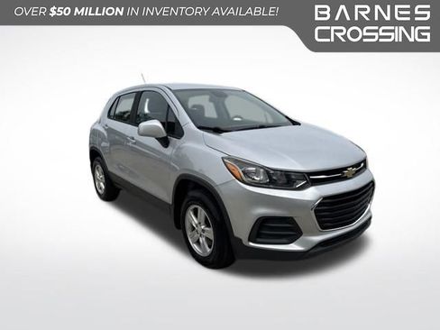 Used 2019 Chevrolet Trax LS w/ LPO, Protection Package AWD/4WD image 1