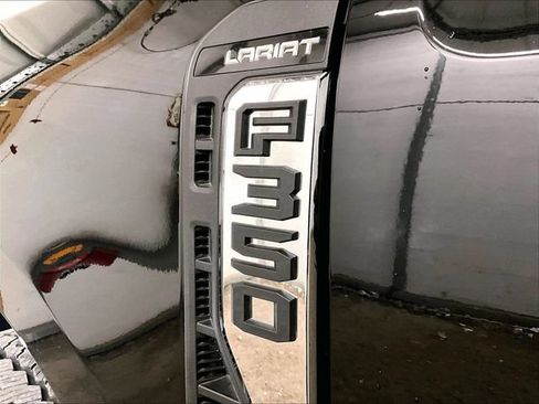 Used 2026 Ford F350 Lariat w/ Lariat Ultimate Package AWD/4WD image 13