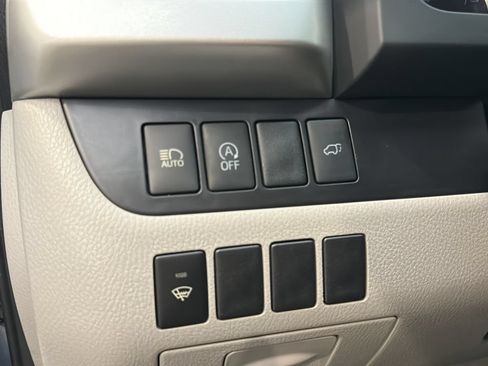 Used 2018 Toyota Highlander XLE w/ Carpet Mat Package (TMS) AWD/4WD image 33