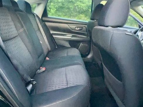 Used 2017 Nissan Altima 2.5 S w/ Power Driver Seat Package FWD image 16