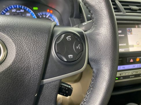 Used 2014 Toyota Camry XLE image 15