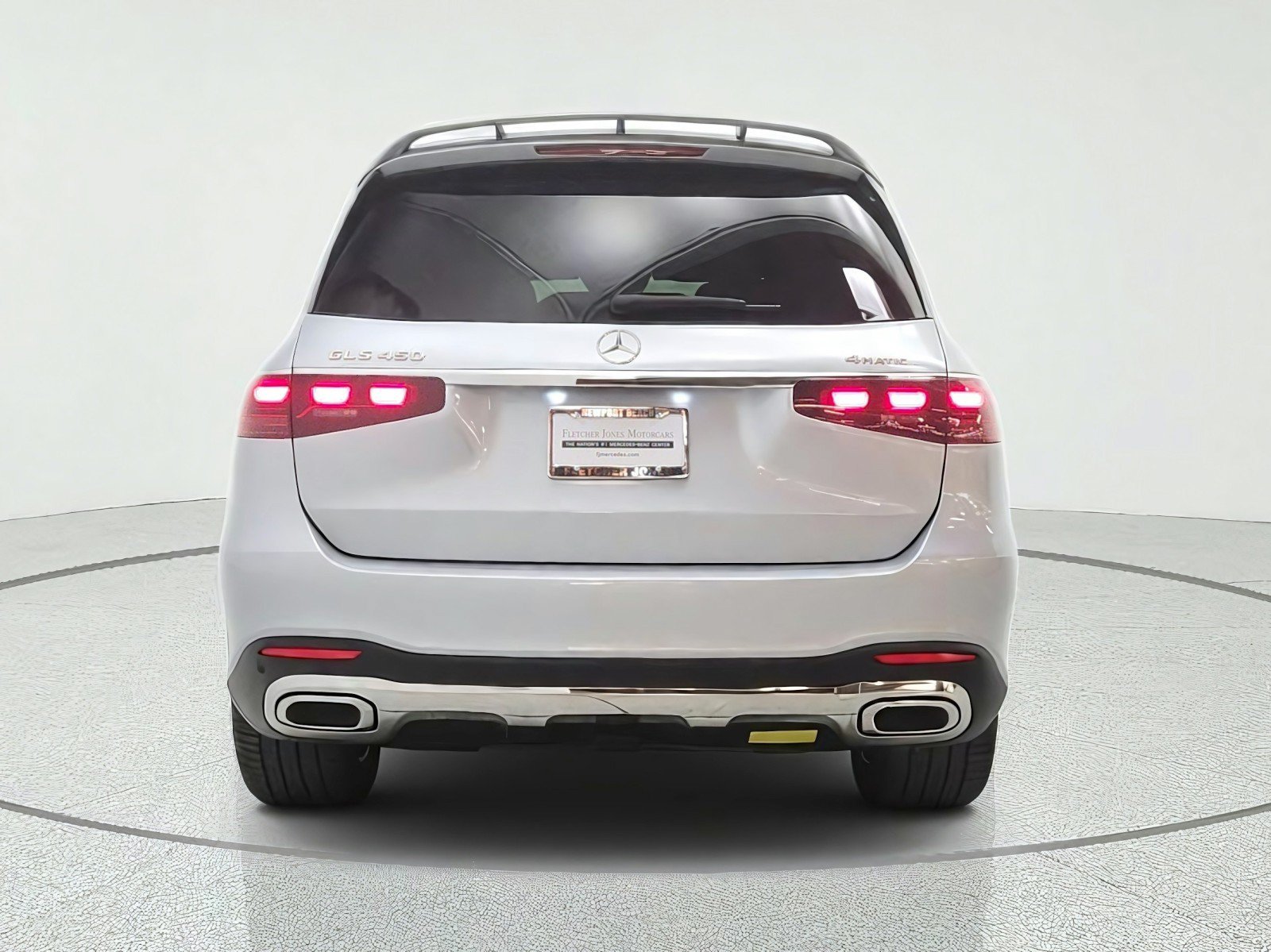 Certified 2025 Mercedes-Benz GLS 450 4MATIC w/ AMG Line Exterior image 6