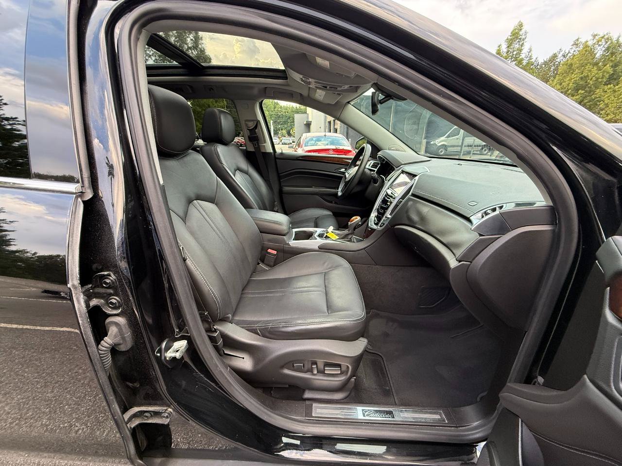 Used 2016 Cadillac SRX Luxury FWD image 15