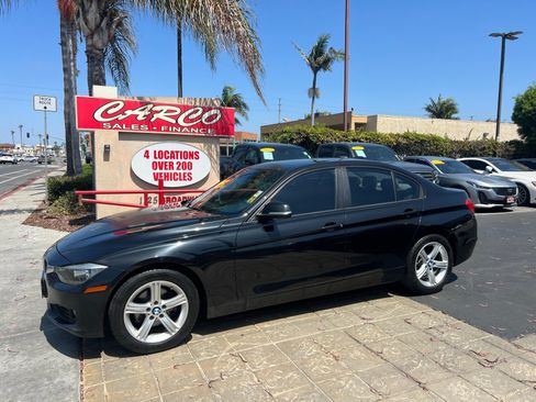 Used 2013 BMW 328i xDrive Sedan AWD/4WD image 5