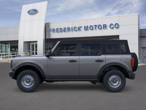 New 2025 Ford Bronco 4-Door image 3