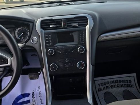 Used 2019 Ford Fusion S image 8