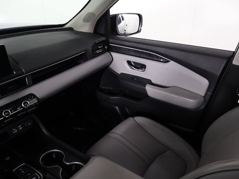 Used 2023 Honda Pilot Elite image 42