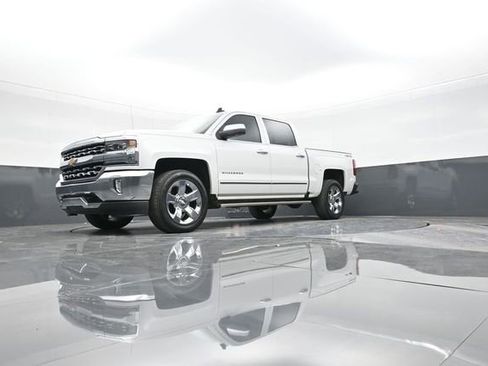 Used 2017 Chevrolet Silverado 1500 LTZ image 53