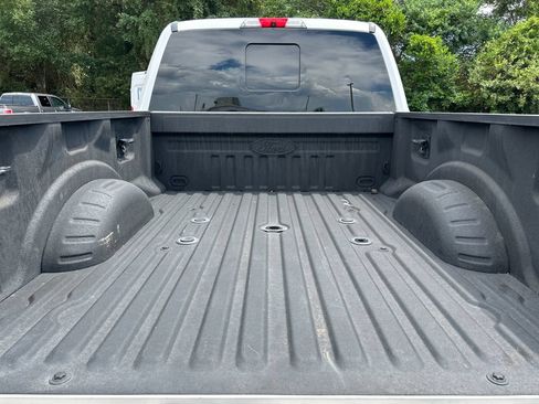 Used 2019 Ford F350 Lariat w/ Lariat Ultimate Package AWD/4WD image 16
