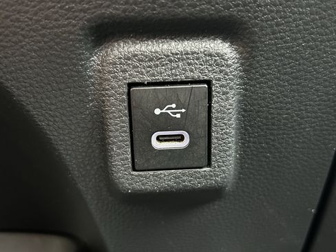 Certified 2023 Toyota Corolla LE image 30