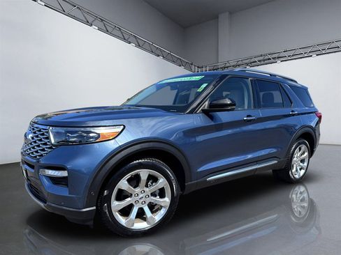 Used 2020 Ford Explorer Platinum w/ Premium Technology Package AWD/4WD image 32