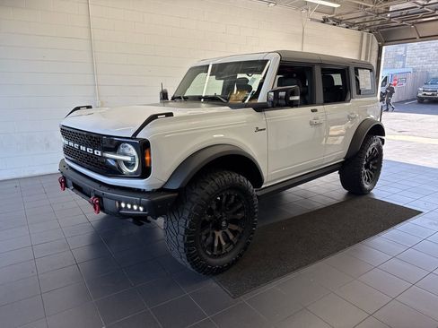 Used 2021 Ford Bronco Wildtrak AWD/4WD image 4