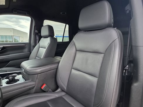Used 2025 Chevrolet Tahoe Z71 AWD/4WD image 21
