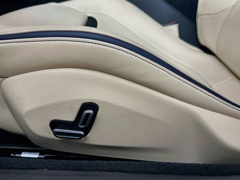 Used 2025 Ferrari Roma Spider RWD image 59