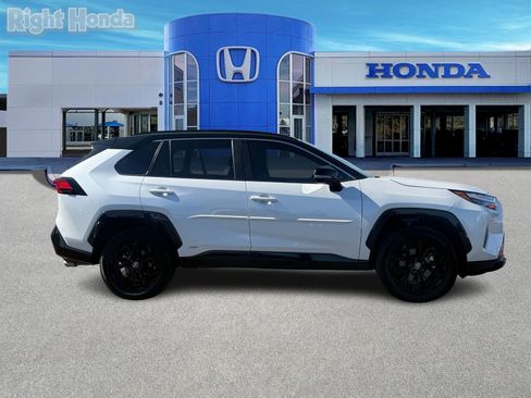 Used 2024 Toyota RAV4 XSE w/ Advanced Technology Package image 9