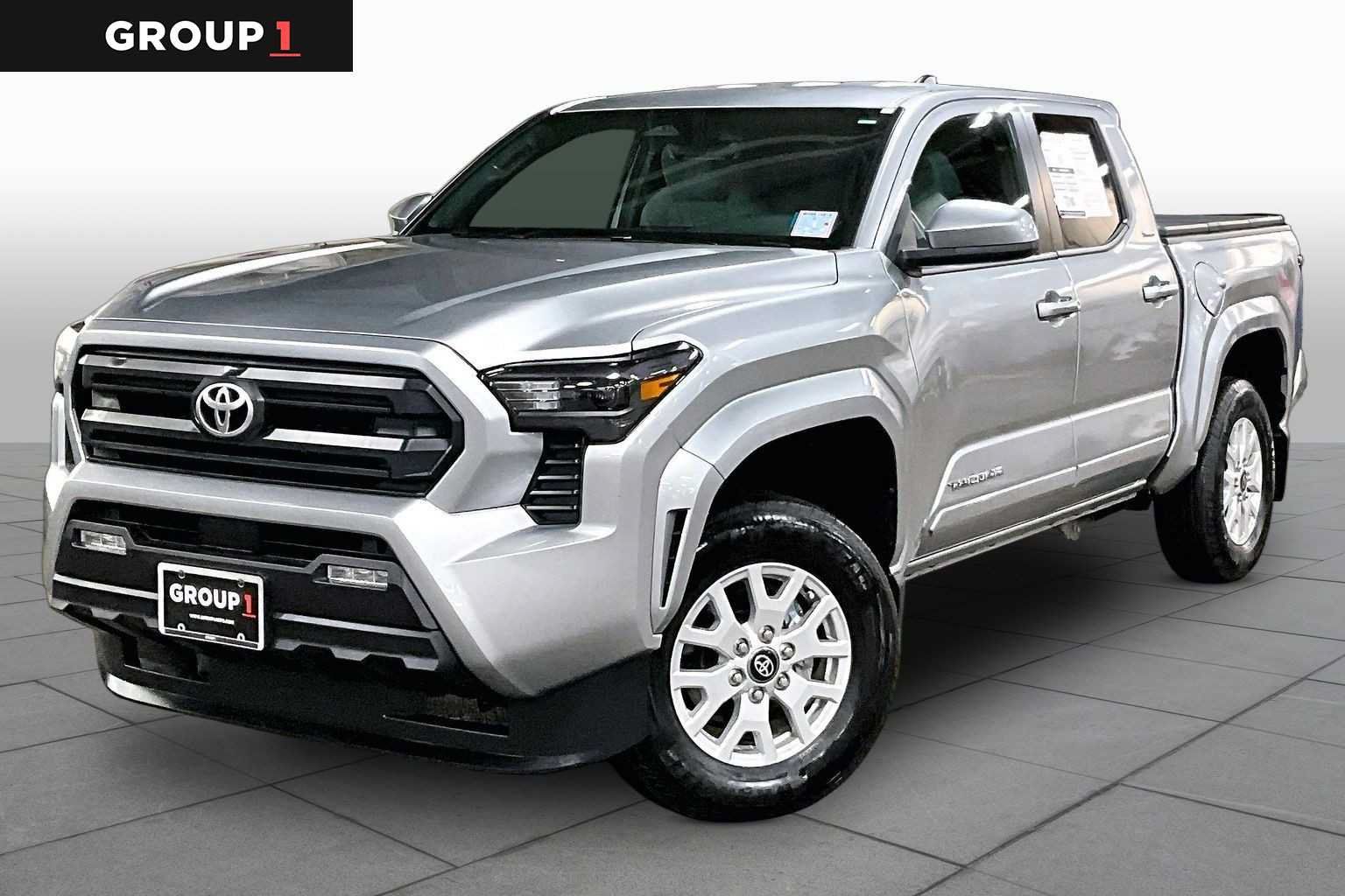 Certified 2025 Toyota Tacoma SR5 AWD/4WD image 1