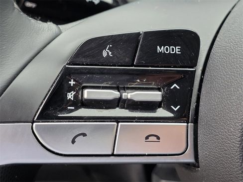 Used 2023 Hyundai Elantra SEL w/ Convenience Package image 24