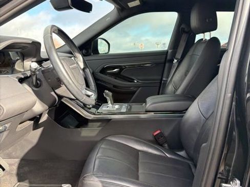 Used 2020 Land Rover Range Rover Evoque SE image 9