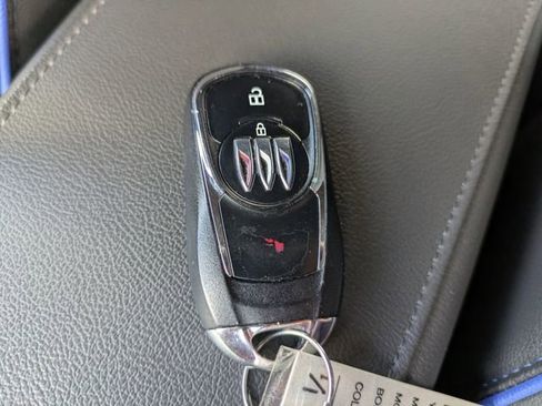 Used 2024 Buick Envista Sport Touring image 26