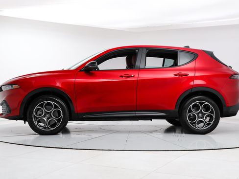 New 2026 Alfa Romeo Tonale w/ Red Premium Package AWD/4WD image 2