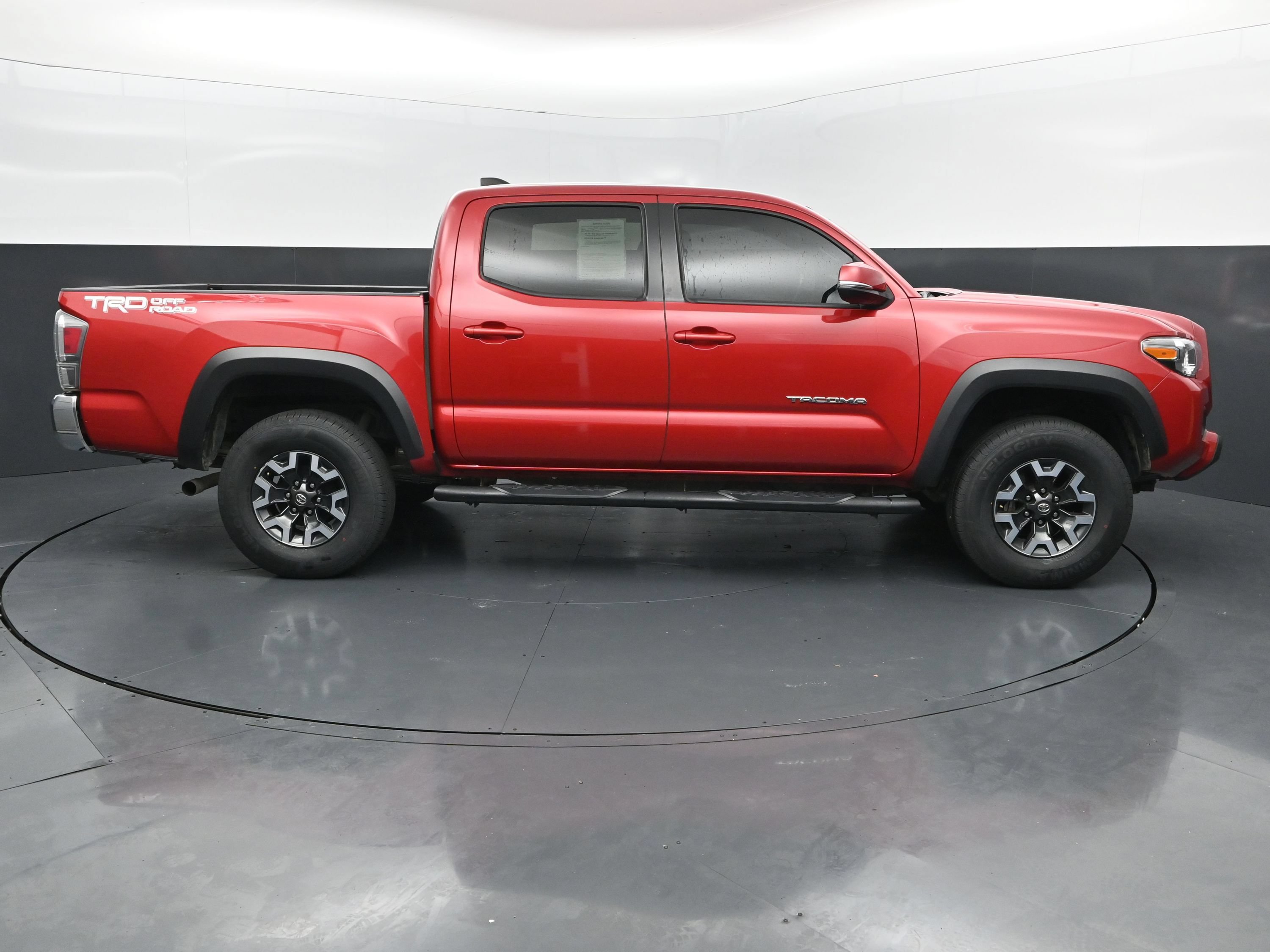 Used 2021 Toyota Tacoma TRD Off-Road RWD image 6