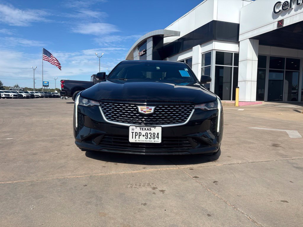Used 2024 Cadillac CT4 Luxury RWD image 2
