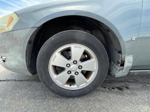 Used 2008 Chevrolet Impala LT image 11