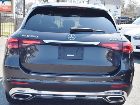 Used 2024 Mercedes-Benz GLC 300 4MATIC image 13