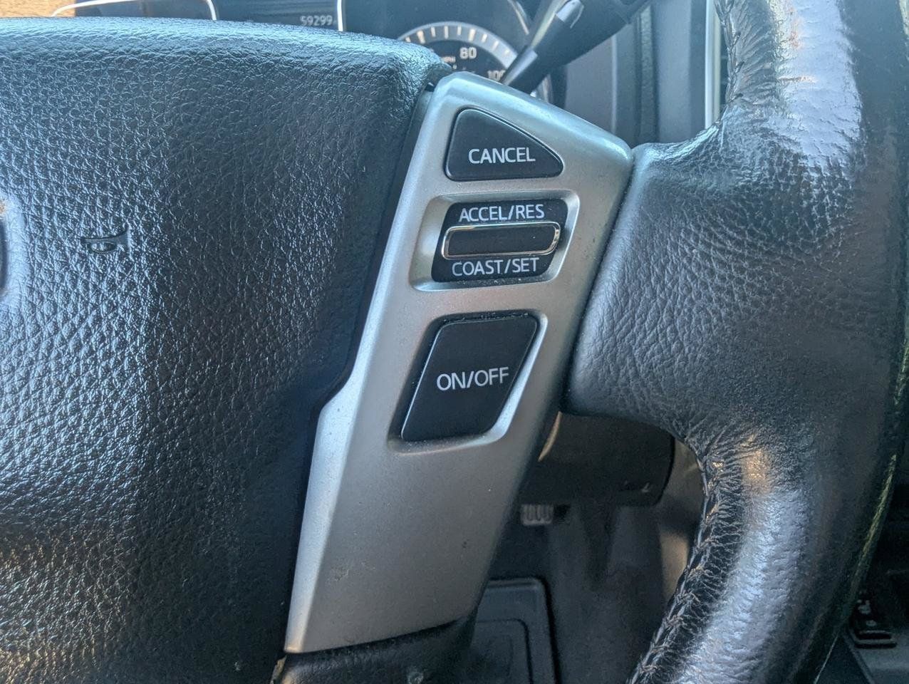 Used 2019 Nissan Titan SV w/ SV Convenience Package AWD/4WD image 14