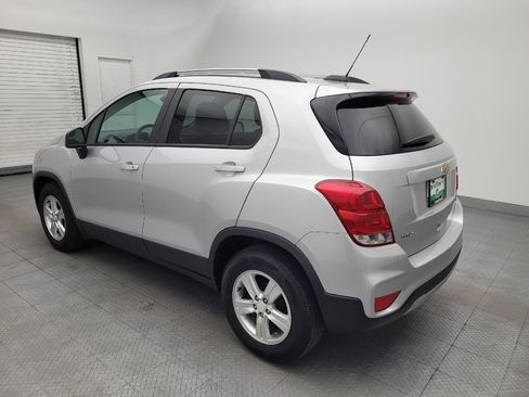 Used 2021 Chevrolet Trax LT FWD image 5