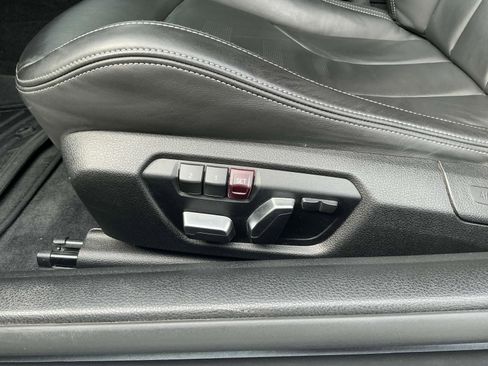 Used 2020 BMW M4 Coupe w/ Competition Package image 11