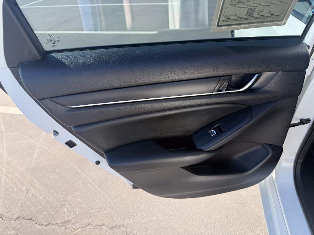 Used 2021 Honda Accord Sport image 13