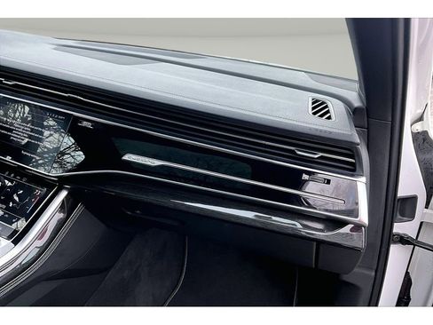 Used 2025 Audi Q7 Premium Plus image 18