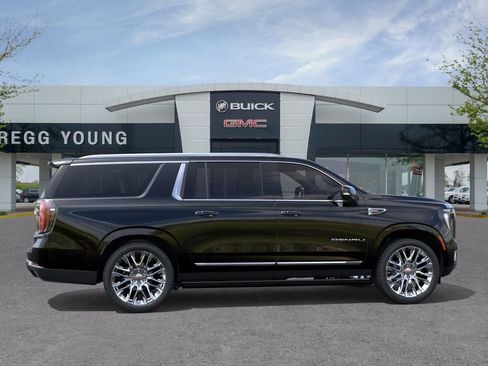 New 2025 GMC Yukon XL Denali w/ Sun & Power Step Package image 6
