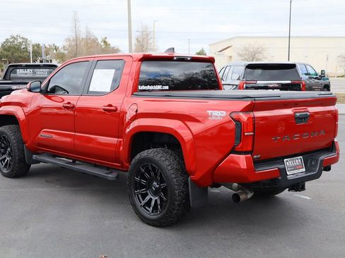 Used 2024 Toyota Tacoma TRD Sport image 6
