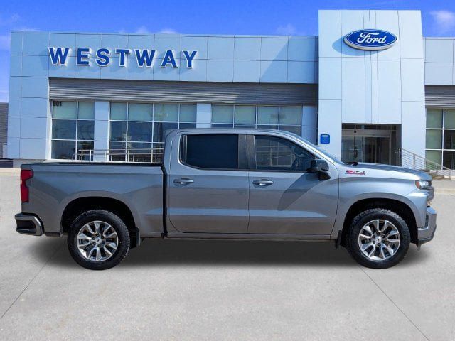 Used 2021 Chevrolet Silverado 1500 RST w/ All Star Edition Plus AWD/4WD image 2