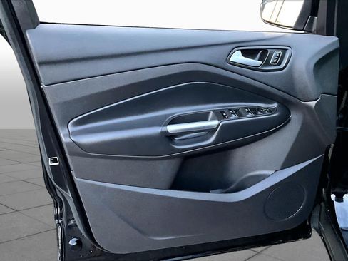 Used 2019 Ford Escape SE AWD/4WD image 20