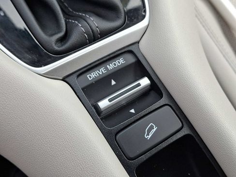 Used 2024 Honda HR-V EX-L image 22