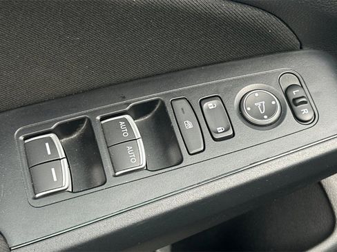 Used 2023 Honda Civic Sport image 12